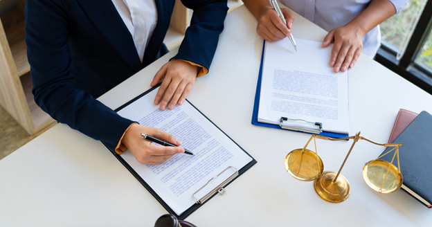How Lawyers That Deal With Death Benefits Help
