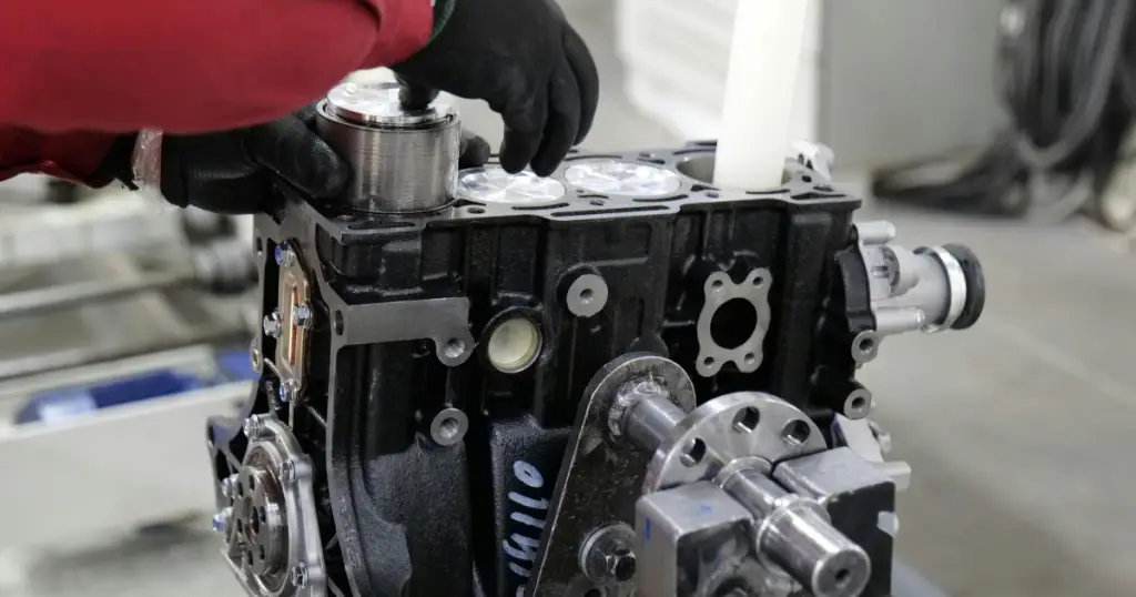 can head gaskets leak oil