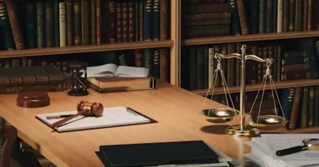 how to choose the right personal injury lawyer